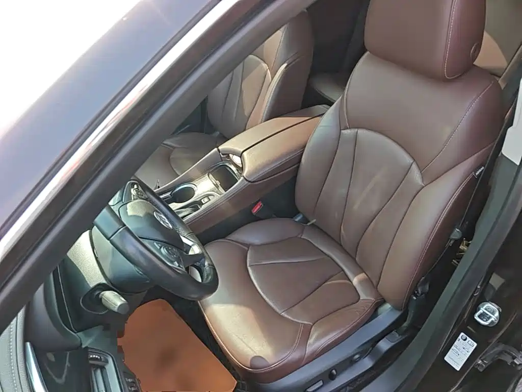 Photo 15 - Buick Envision Plus