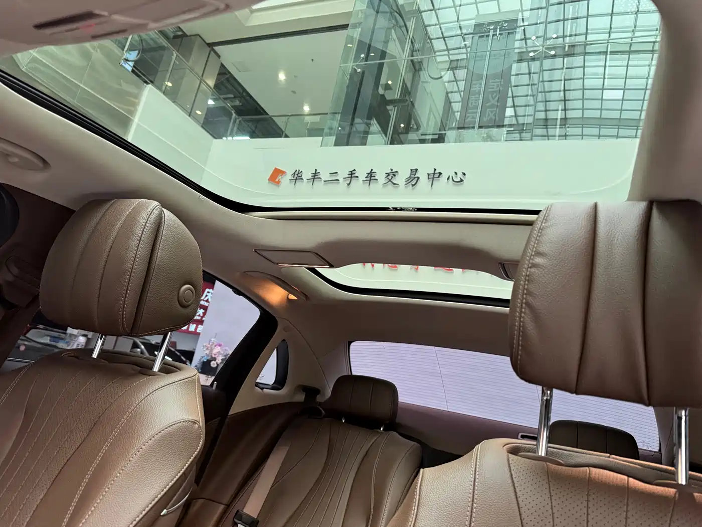 Mercedes-Benz E-Class 2022 Second Facelift E 300 L Luxury фото 22