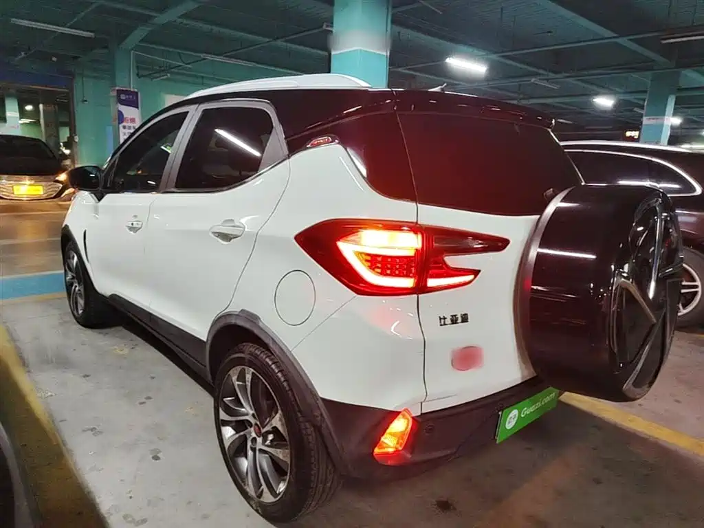 BYD Yuan 2016 1.5TID Automatic Honor фото 5