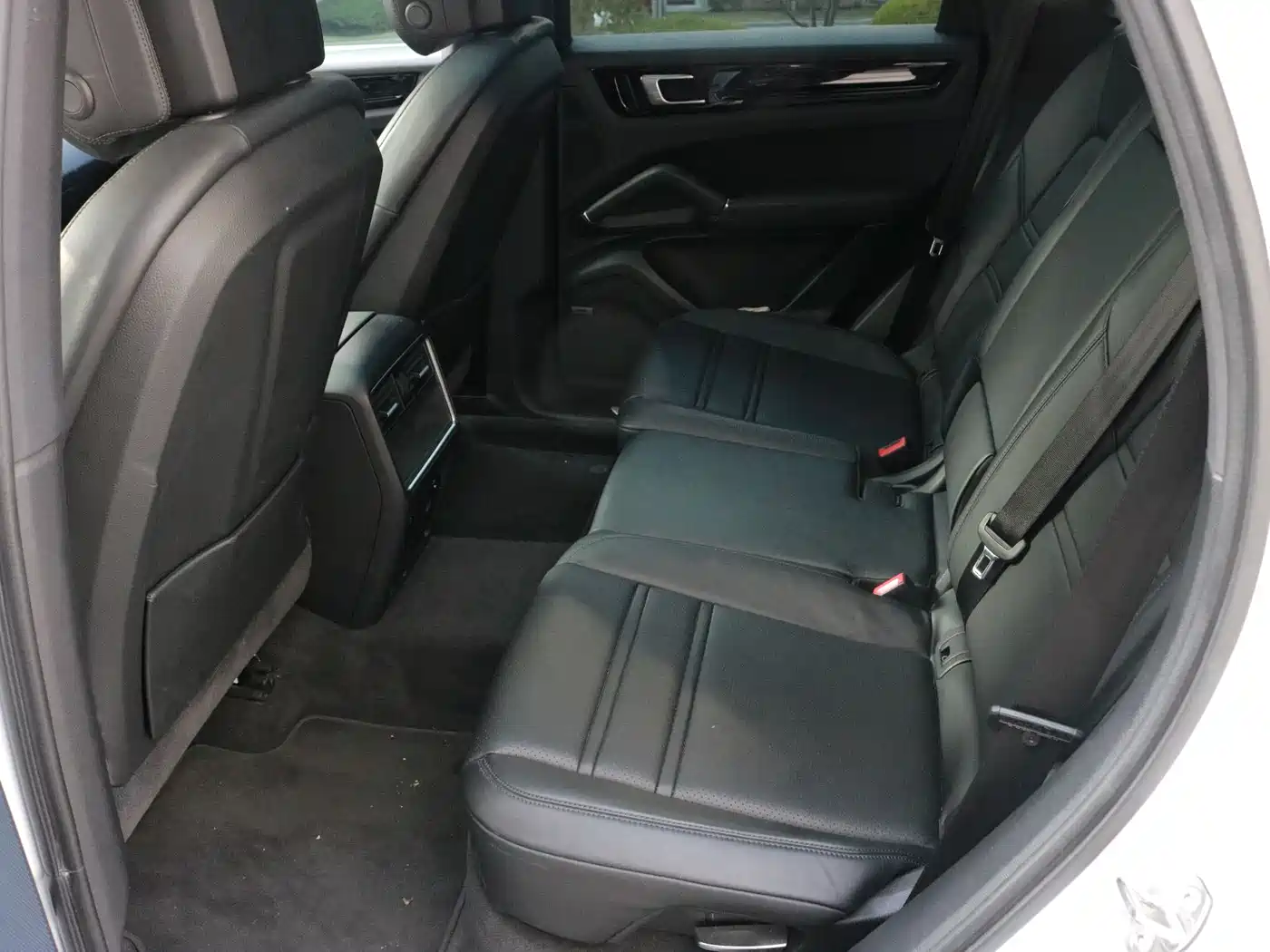 PORSCHE CAYENNE NEW ENERGY