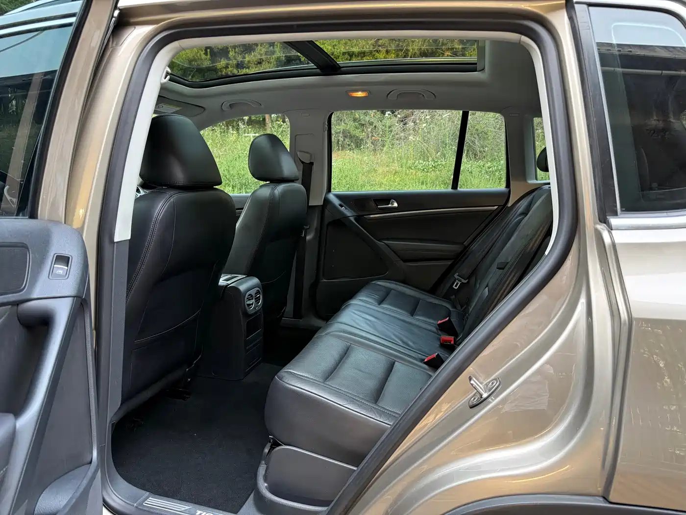 Volkswagen Tiguan 2015 1.8TSI Automatic 2WD Highline фото 8