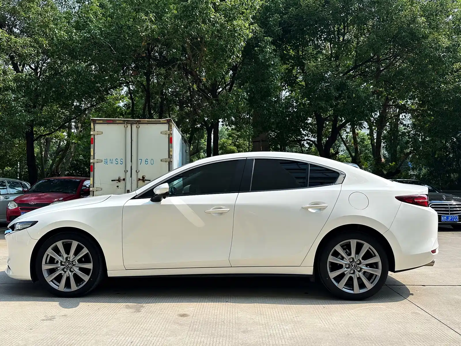 Photo 9 - Mazda Mazda 3