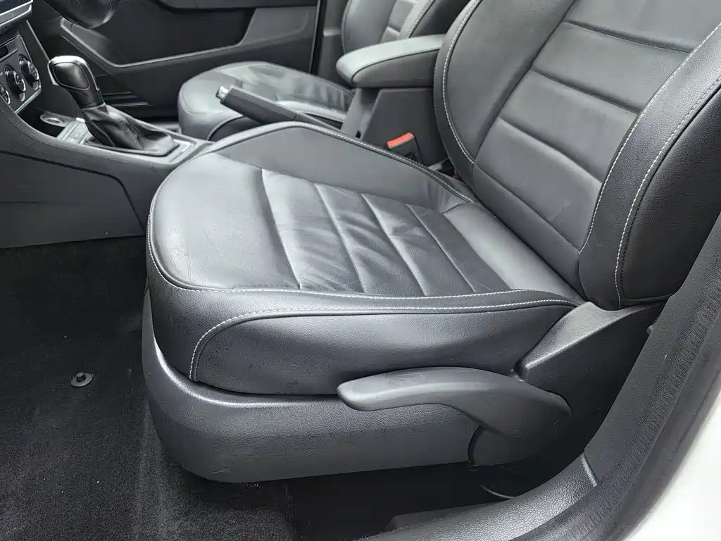 Volkswagen Lavida Tour 2018 2017 230TSI DSG Comfort Edition