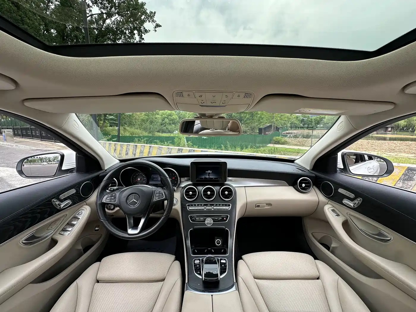 Mercedes-Benz C-Class 2016 C 200 L Sport фото 12