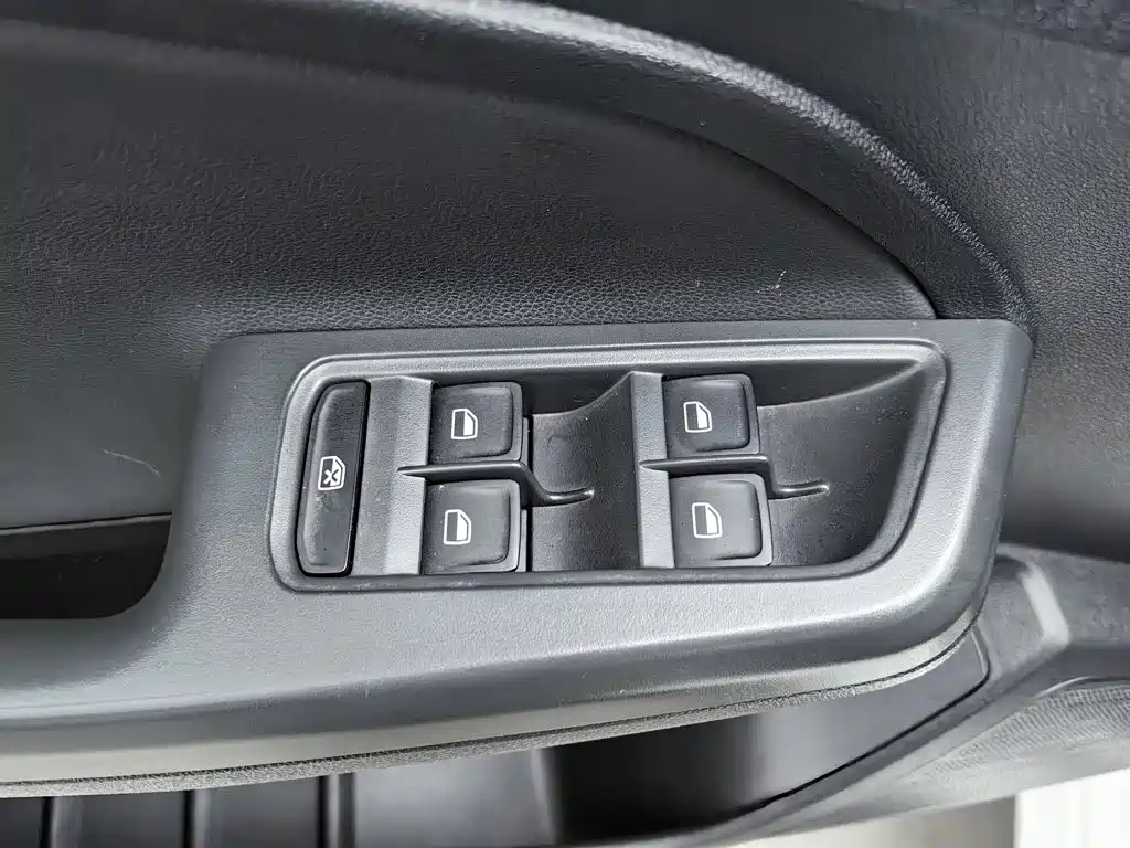 Volkswagen Lavida Tour 2018 2017 230TSI DSG Comfort Edition