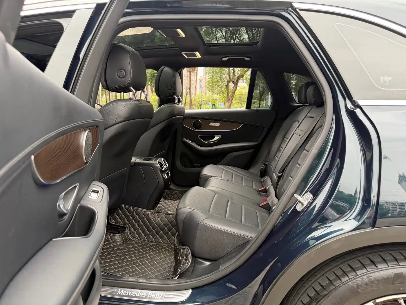 Mercedes-Benz GLC 2022 Model GLC 300 L 4MATIC Dynamic Edition фото 16