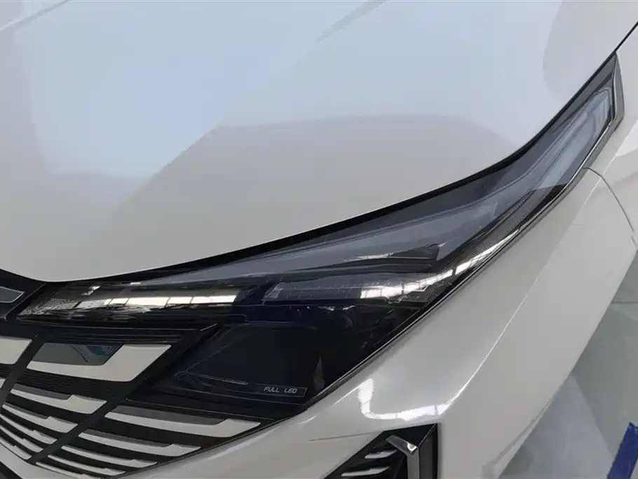 Changan UNI-Z New Energy 2024 2024 Blue Whale Smart Electric iDD 125km Excellence Model