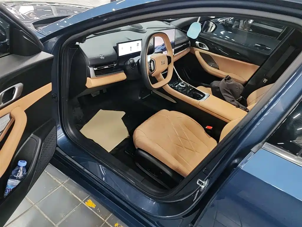 Geely Galaxy Galaxy A7 2025 EM-i фото 16