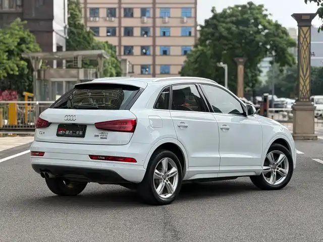 Audi Q3 2017 35 TFSI quattro AWD Style — фото 3