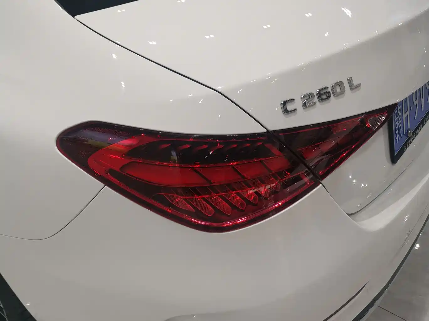 MERCEDES-BENZ C CLASS