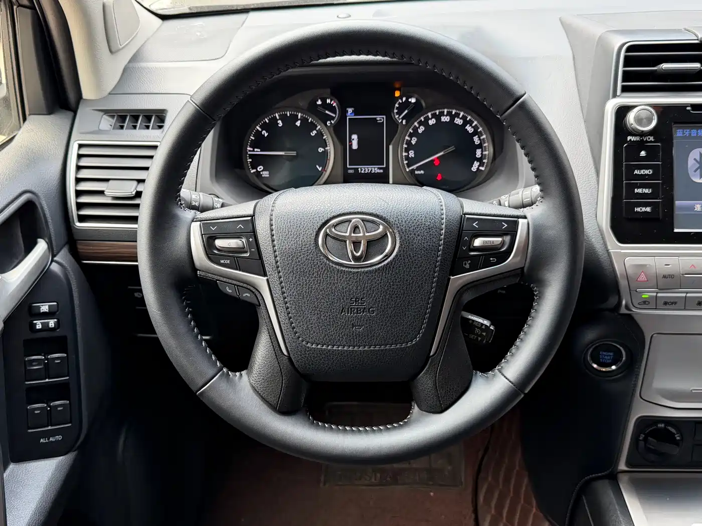 Toyota Prado 2018 3.5L Auto TX-L фото 18