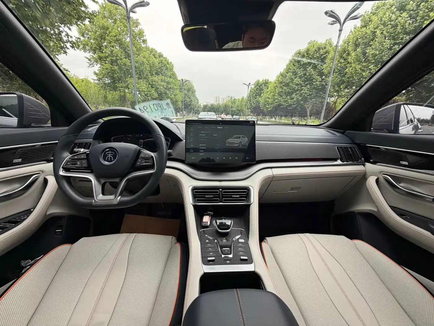 BYD Song PLUS PHEV 2021 DM-i 110KM Flagship фото 4
