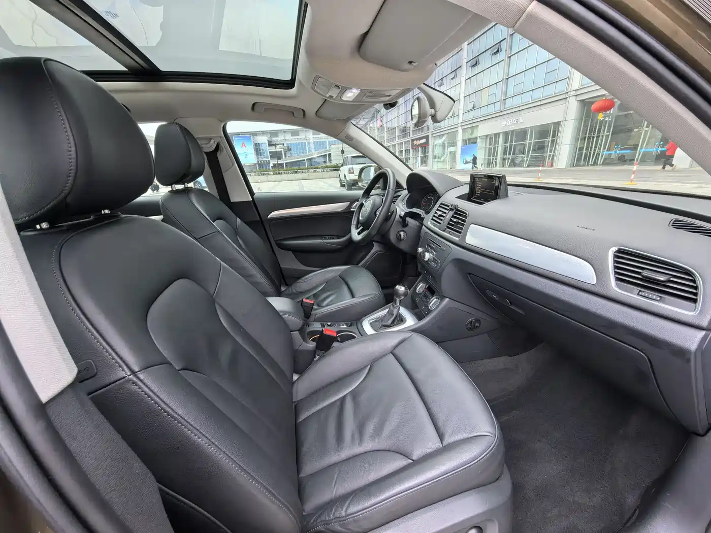Audi Q3 2013 35 TFSI Comfort фото 12