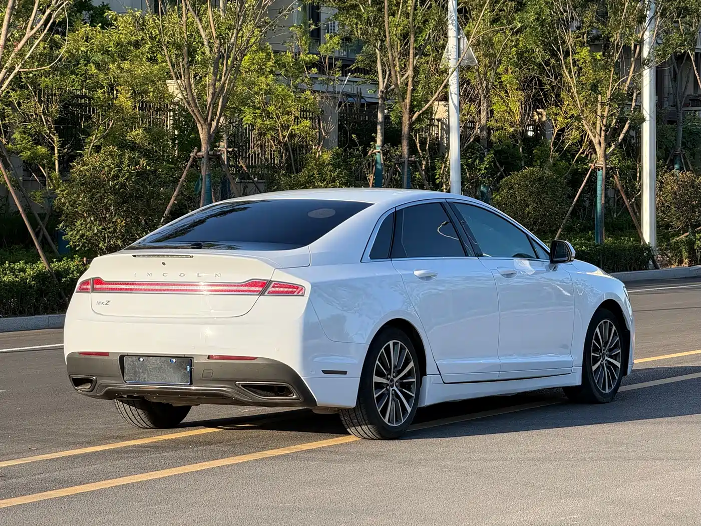 صورة 7 - Lincoln MKZ