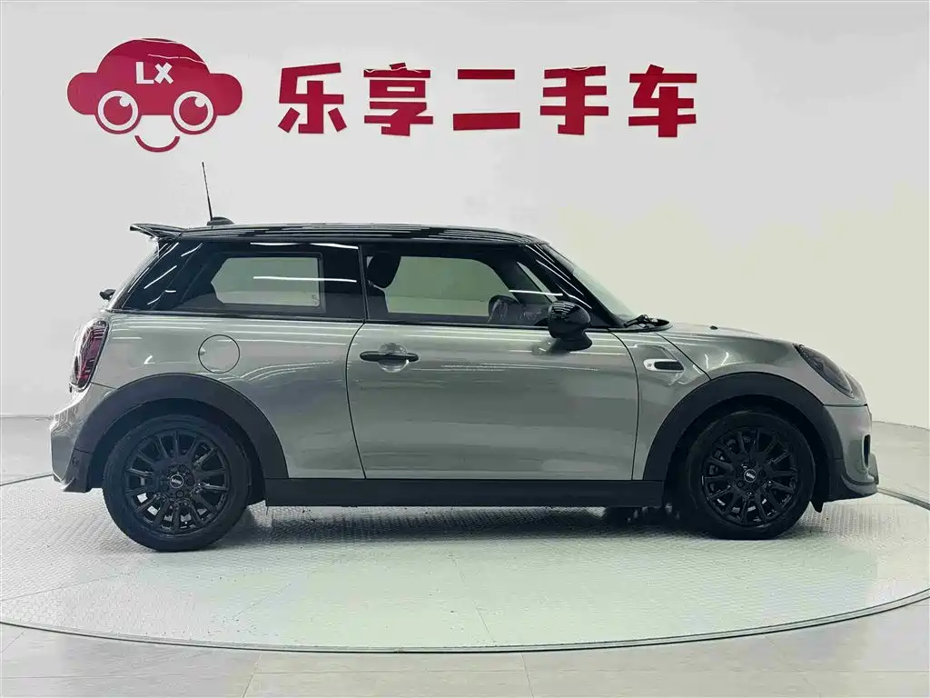 MINI 2016 1.5T COOPER фото 6