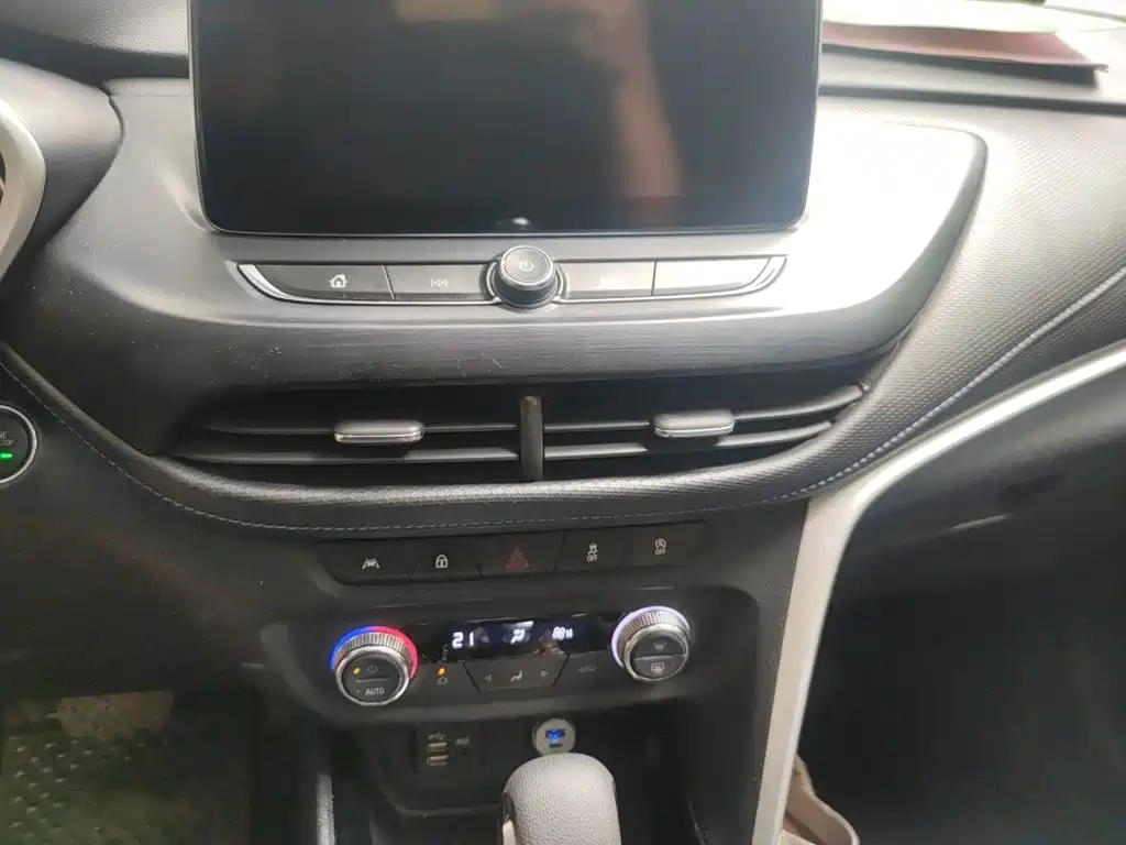 Buick Encore 2021 2020 20T CVT Elite Model