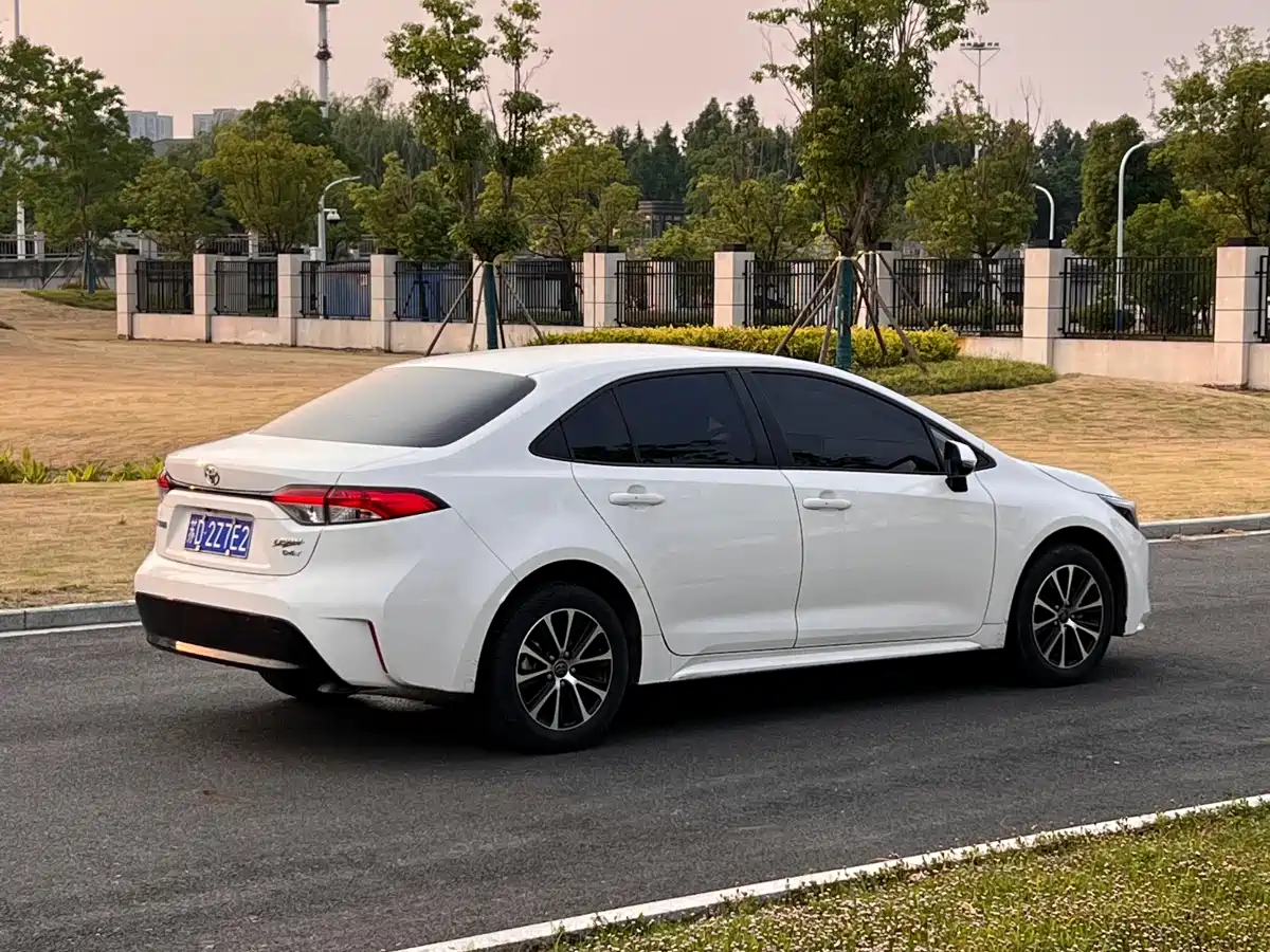 Фото 22 - Toyota Levin