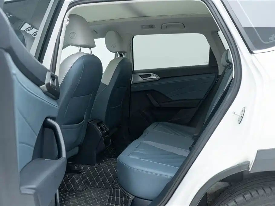 Volkswagen Tharu 2023 300TSI 2WD Full Moon Edition фото 22
