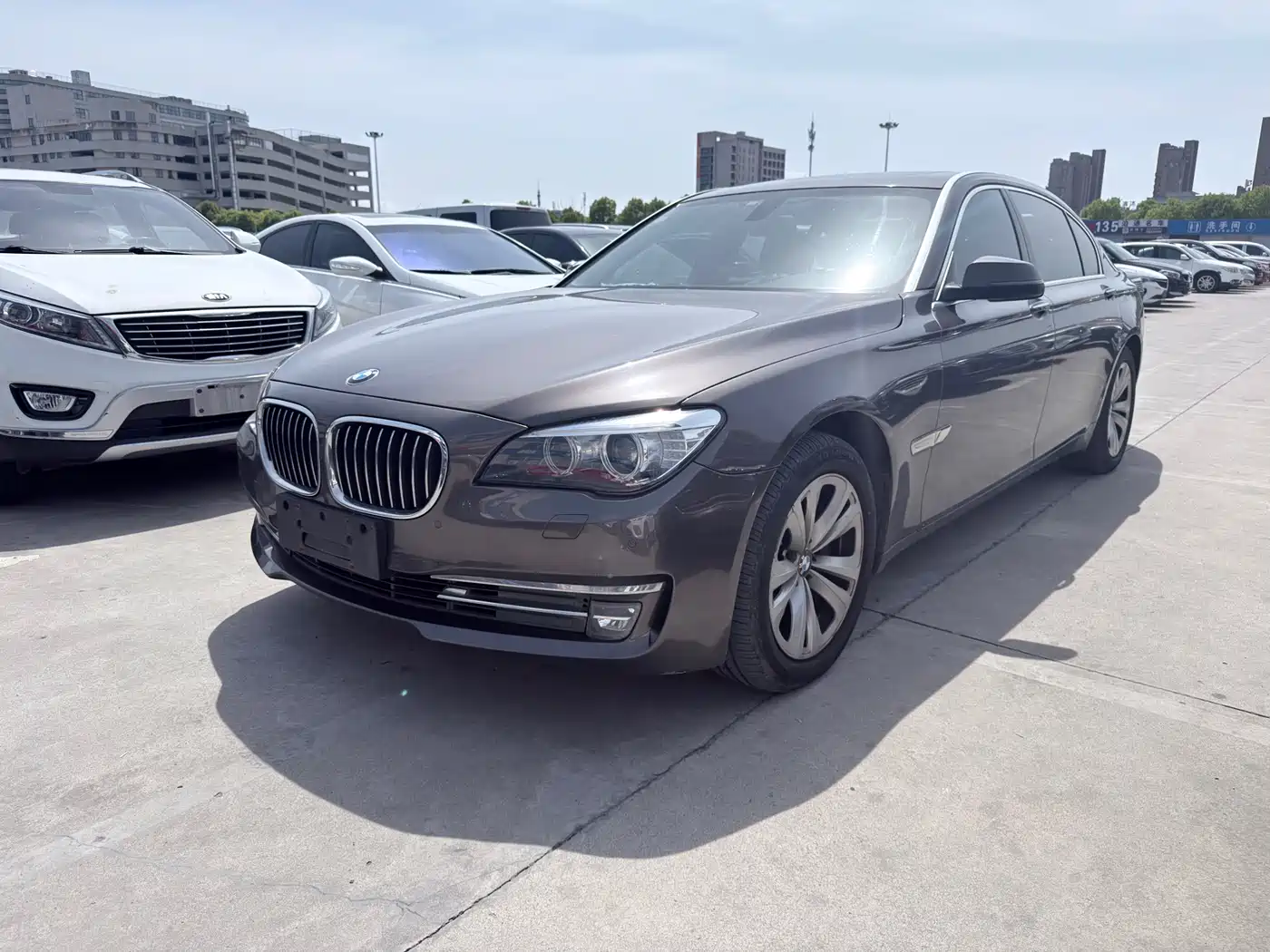 BMW 7 Series 2013 Model 730Li Leading