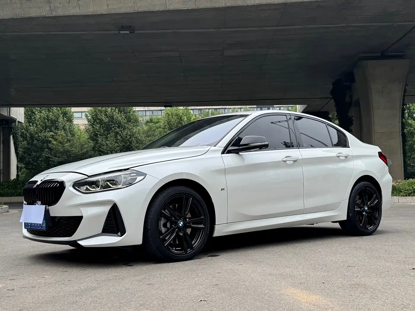 BMW 1 Series 2023 125i M Sport Shadow Edition