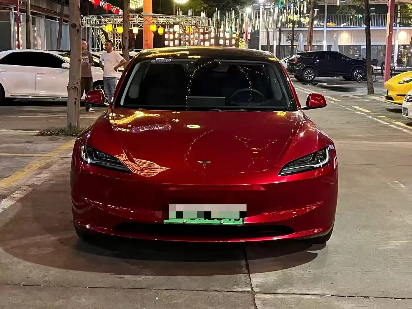 TESLA MODEL 3