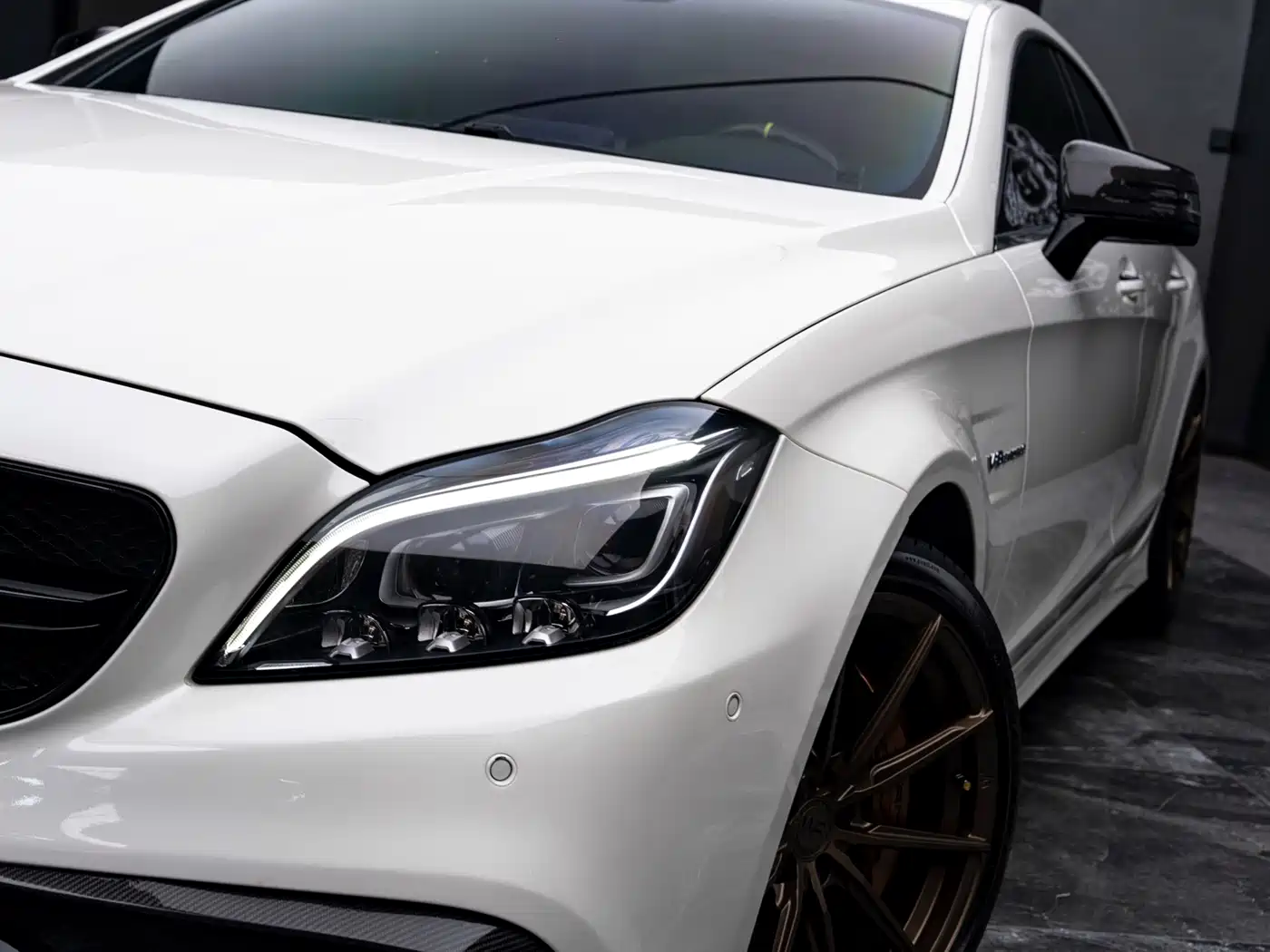 Mercedes-Benz CLS AMG 2015 AMG CLS 63 4MATIC фото 2