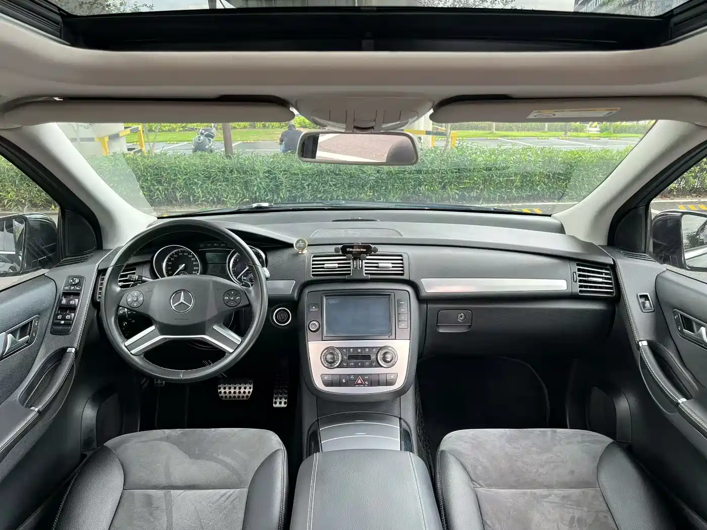 Mercedes-Benz R-Class 2014 R 320 4MATIC Luxury фото 8
