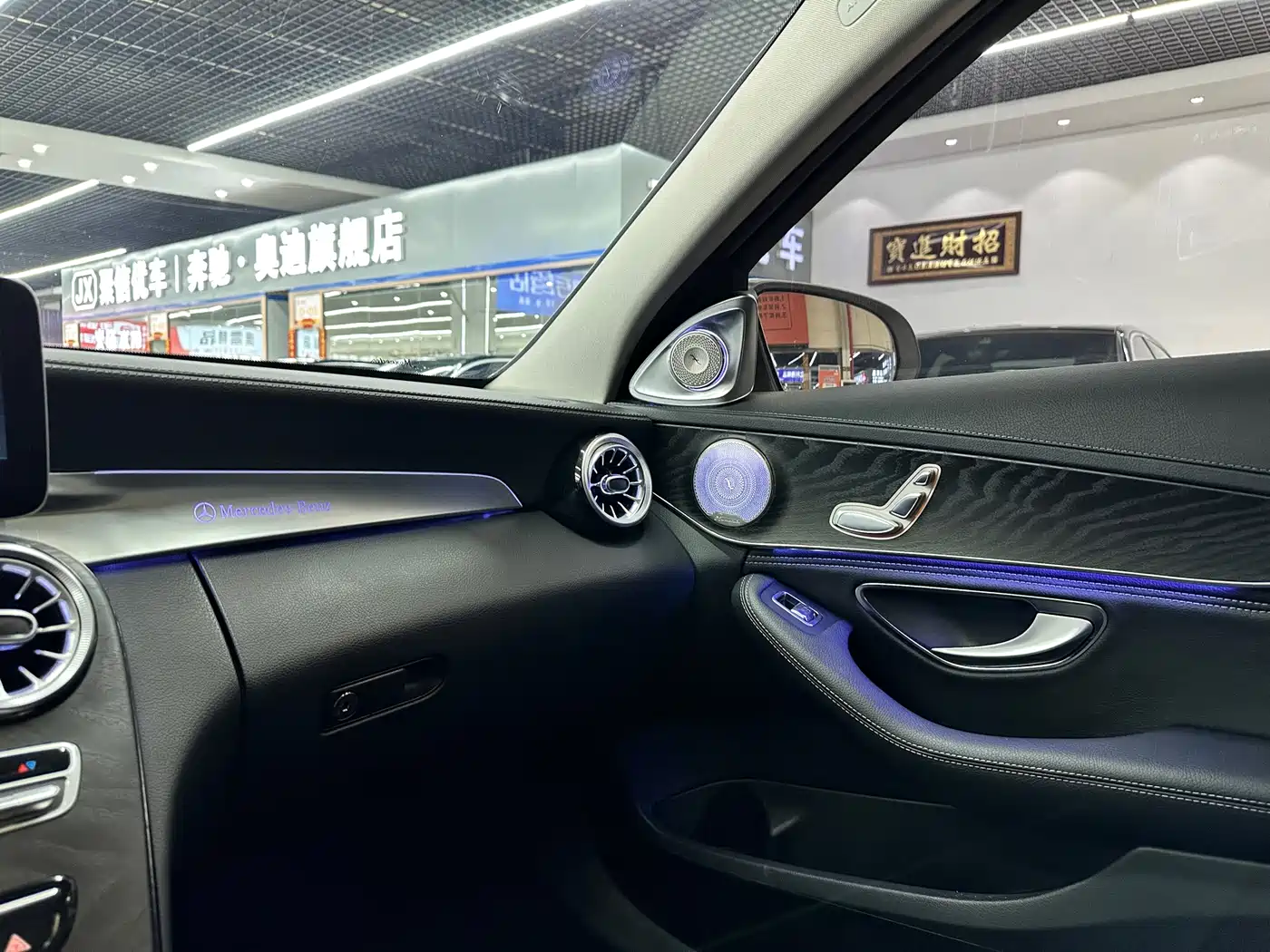 Mercedes-Benz C-Class 2019 C 180 L Fashion Sport Edition фото 14