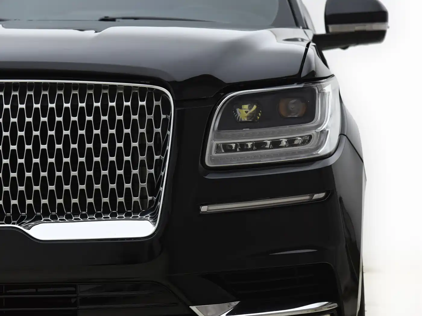 Lincoln Navigator 2019 3.5T Ultimate China VI фото 9
