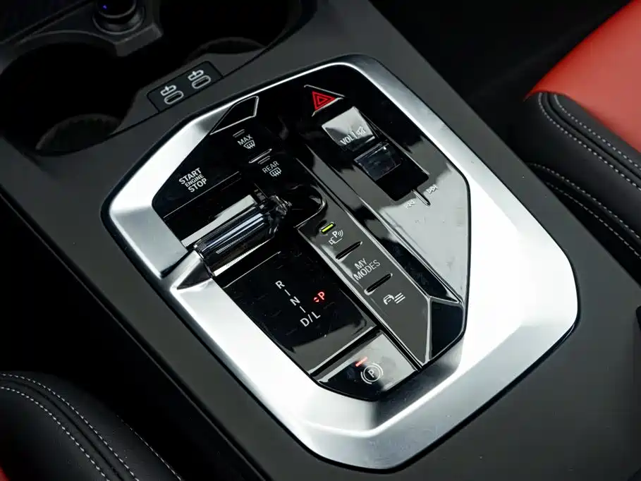 BMW 2 Series 2025 225L M Sport Moonlight Package фото 12