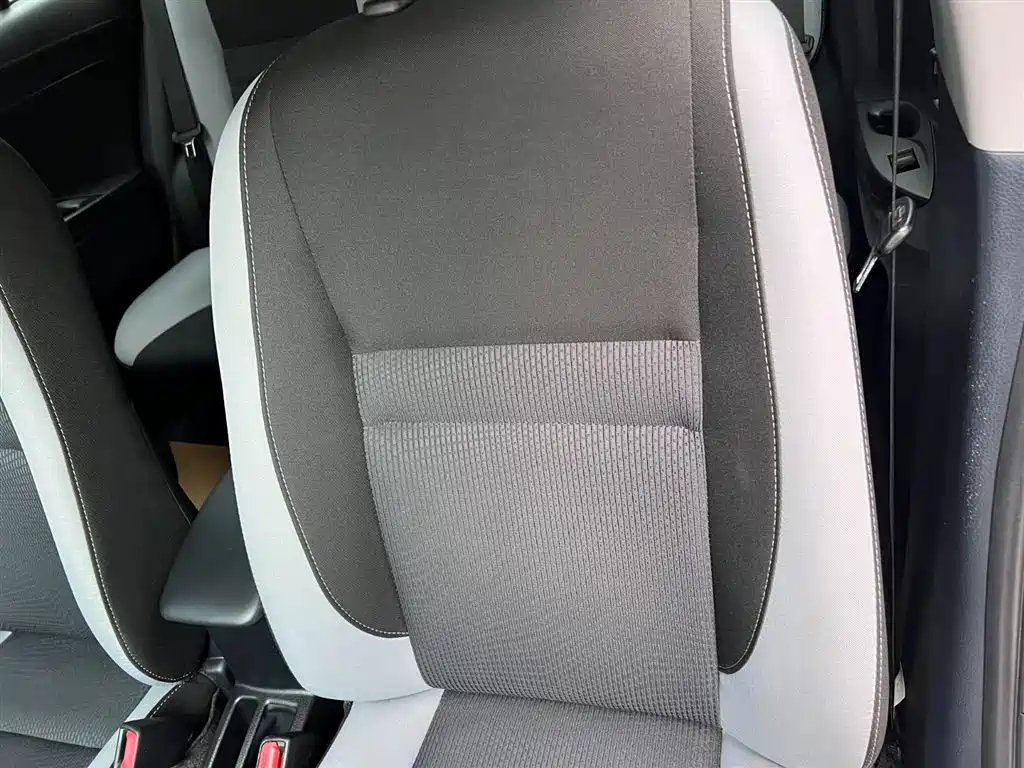 Toyota YARiS L Zhi Xuan 2021 1.5L CVT Leading Edition фото 13