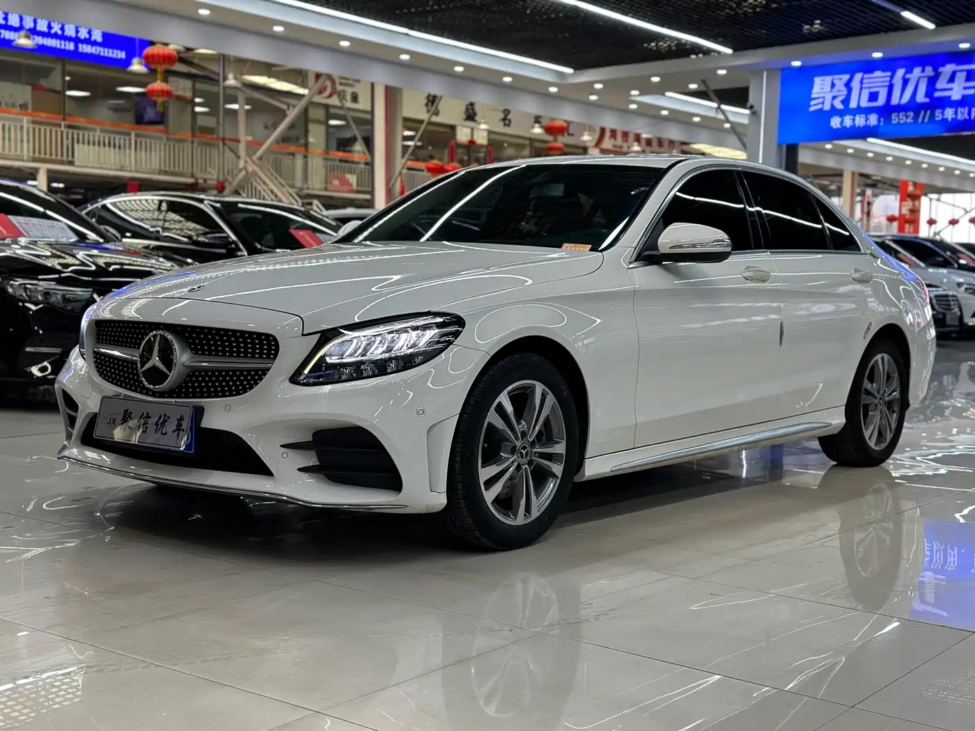 Mercedes-Benz C-Class 2019 C 180 L Fashion Sport Edition фото 2