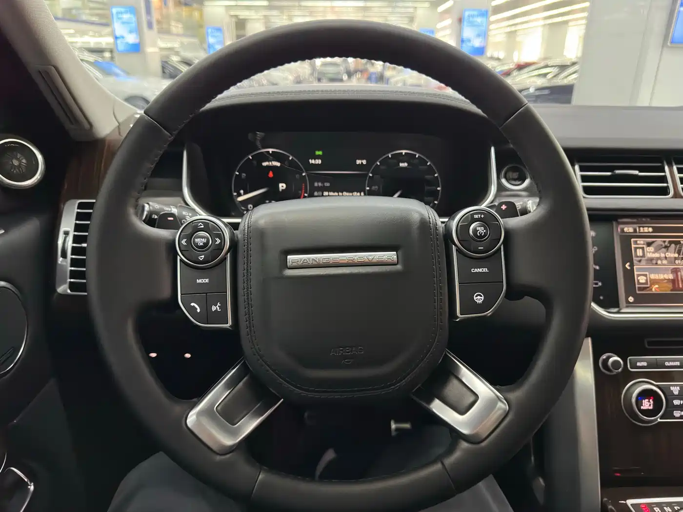 Land Rover Range Rover 2015 3.0 SC V6 Vogue фото 17