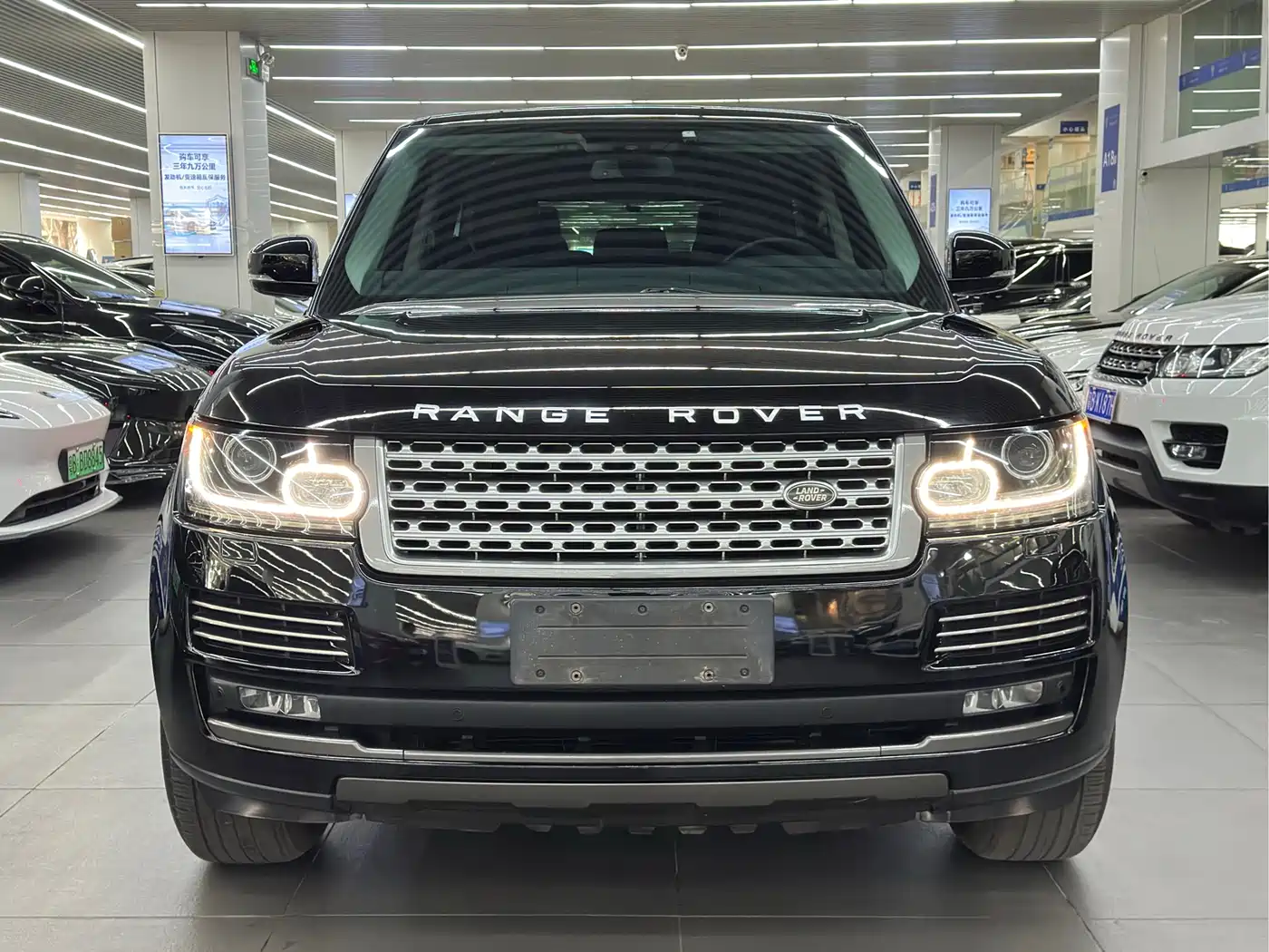 Land Rover Range Rover 2015 3.0 SC V6 Vogue фото 2