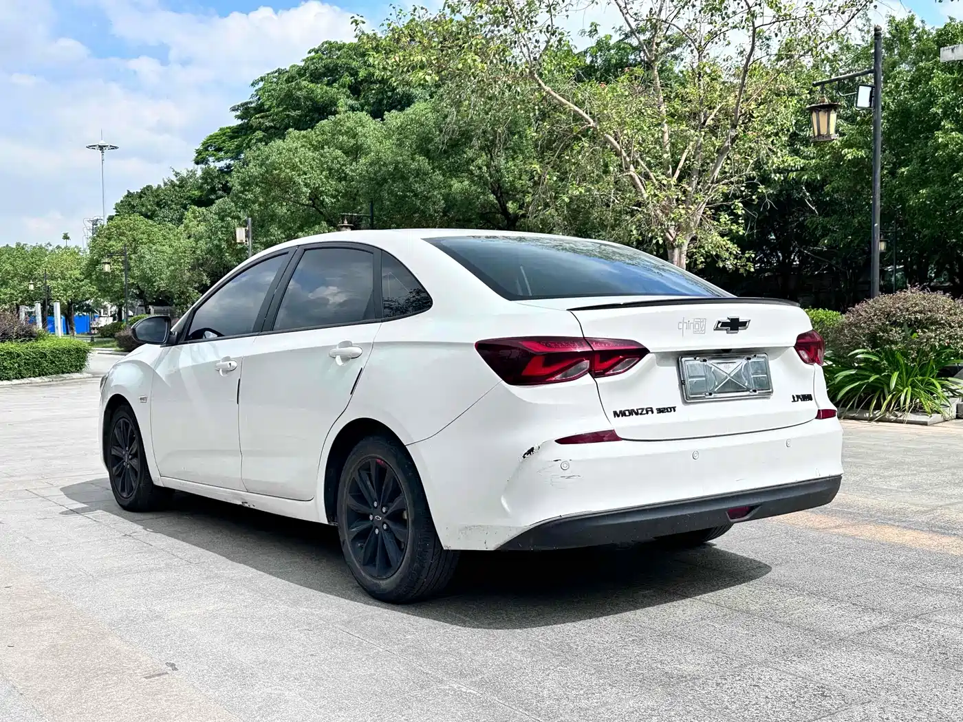 CHEVROLET CRUZE