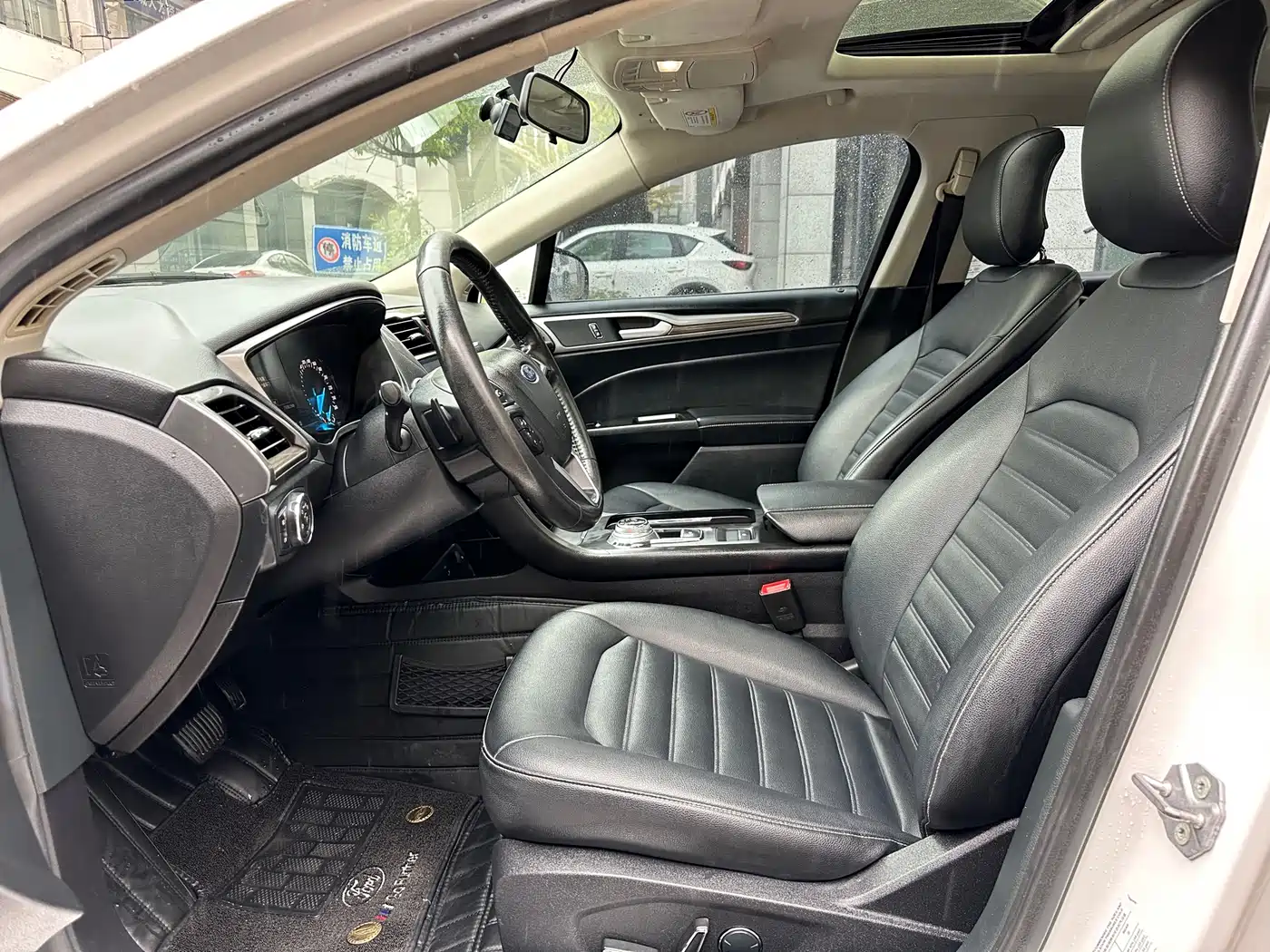 FORD MONDEO