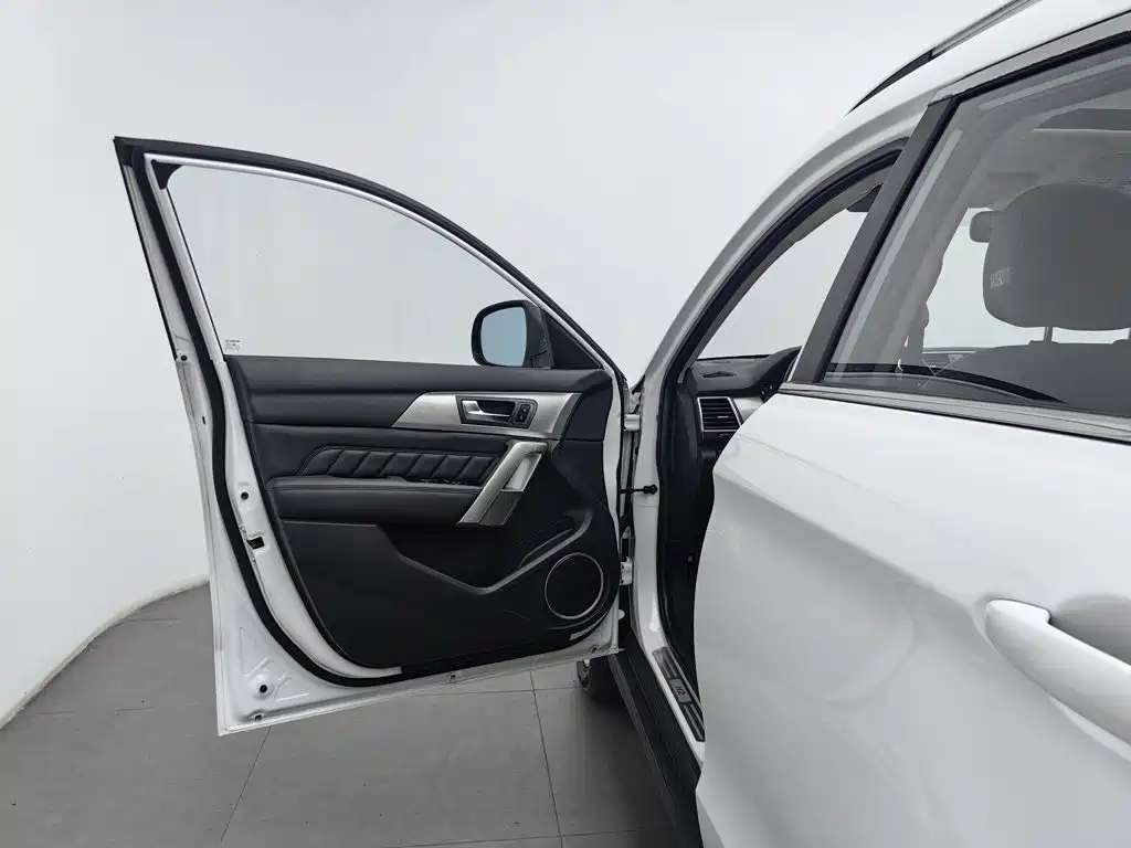 Haval H2 2015 2015 1.5T Automatic 2WD Premium Edition