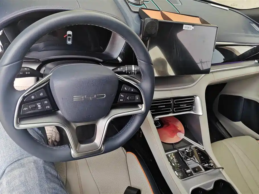 BYD Song PLUS PHEV 2024 Glory Edition DM-i 150km Flagship PLUS фото 12