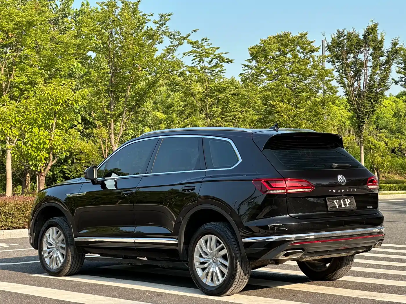 Volkswagen Touareg 2019 2.0TSI Sharp Wing Edition China VI фото 8