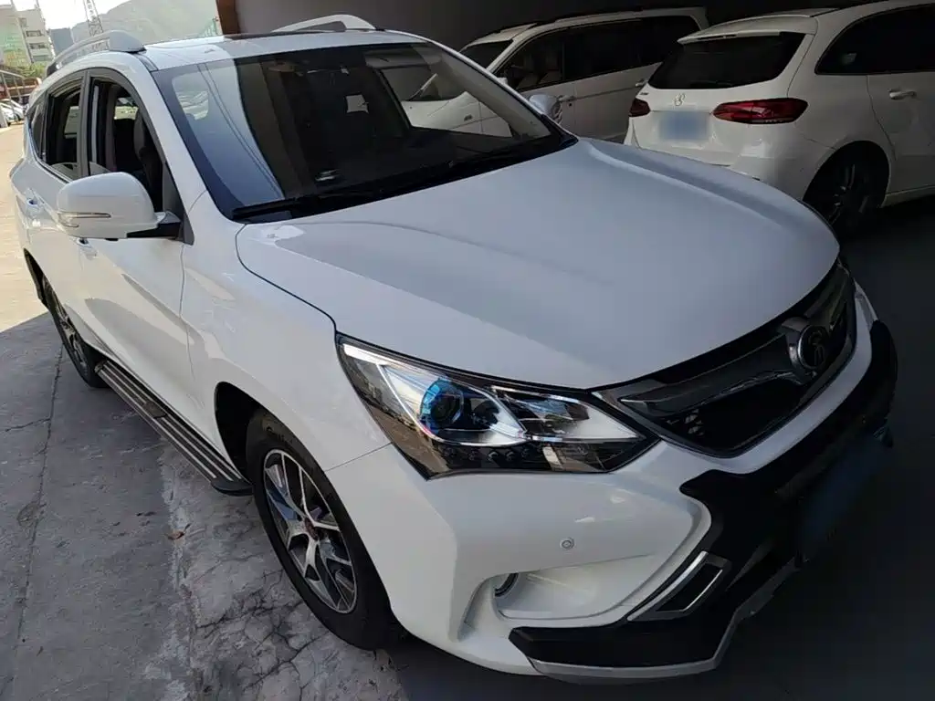 BYD Song 2018 2017 Ultimate Upgrade 1.5TI Manual Elite Model