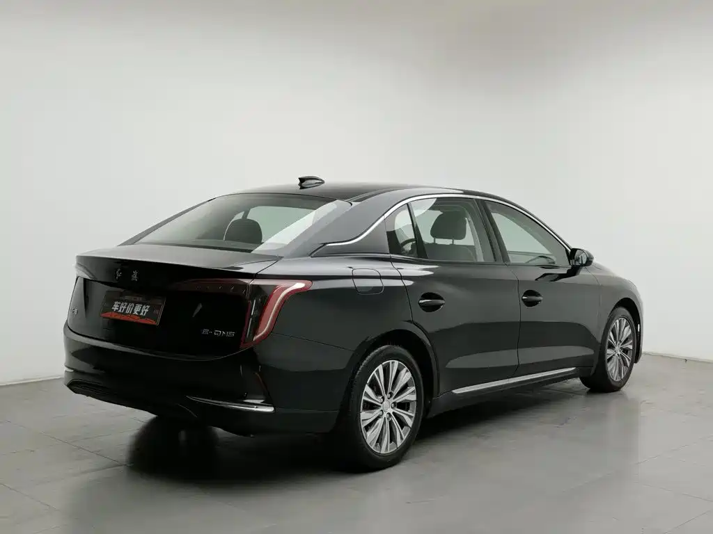 Hongqi E-QM5, миниатюра 2
