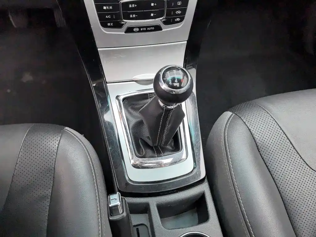 BYD Surui 2014 2014 Model 1.5L Manual Luxury