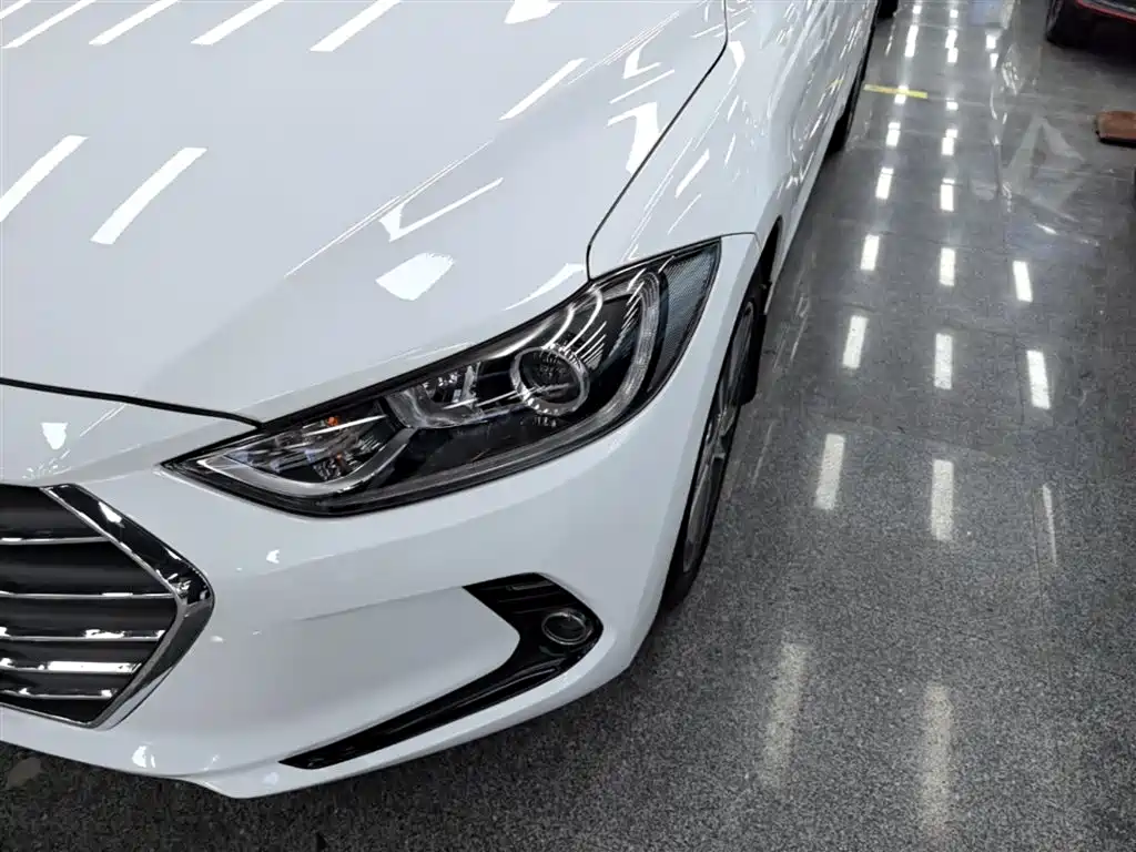 Hyundai Elantra 2016 Model 1.6L Automatic Smart Elite фото 24