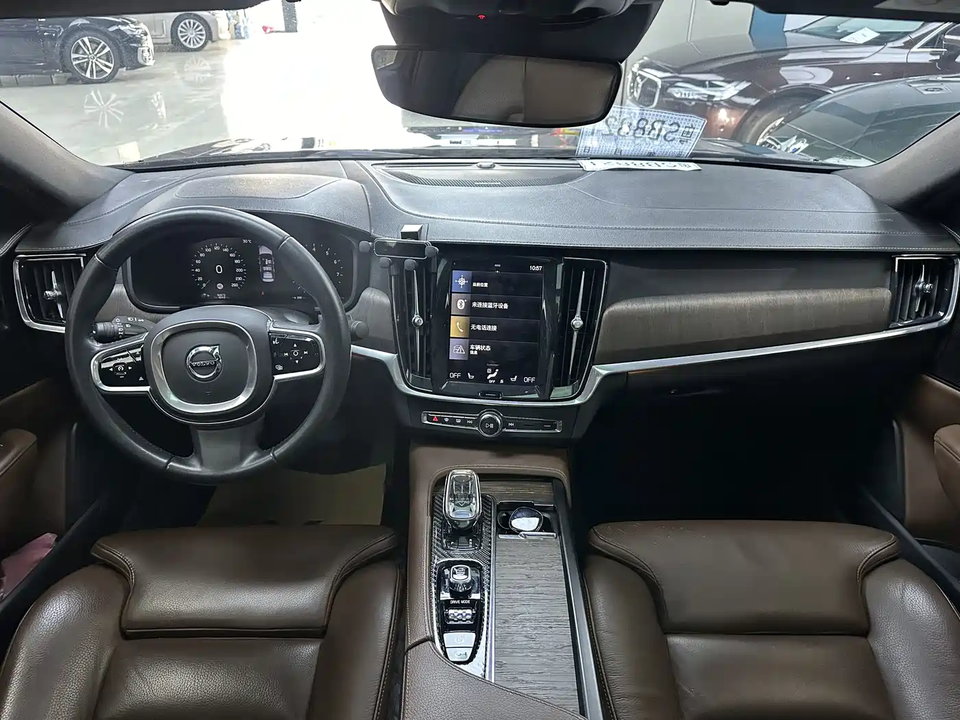 VOLVO S90
