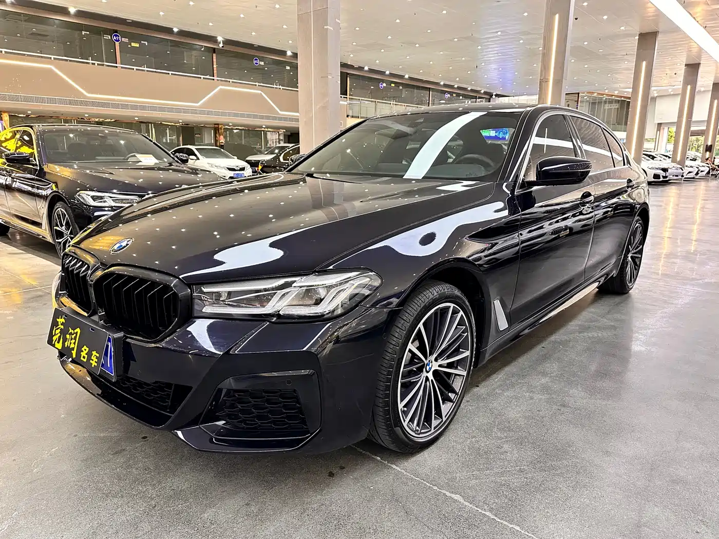 BMW 5 Series 2022 Facelift 530Li Leading M Sport Package
