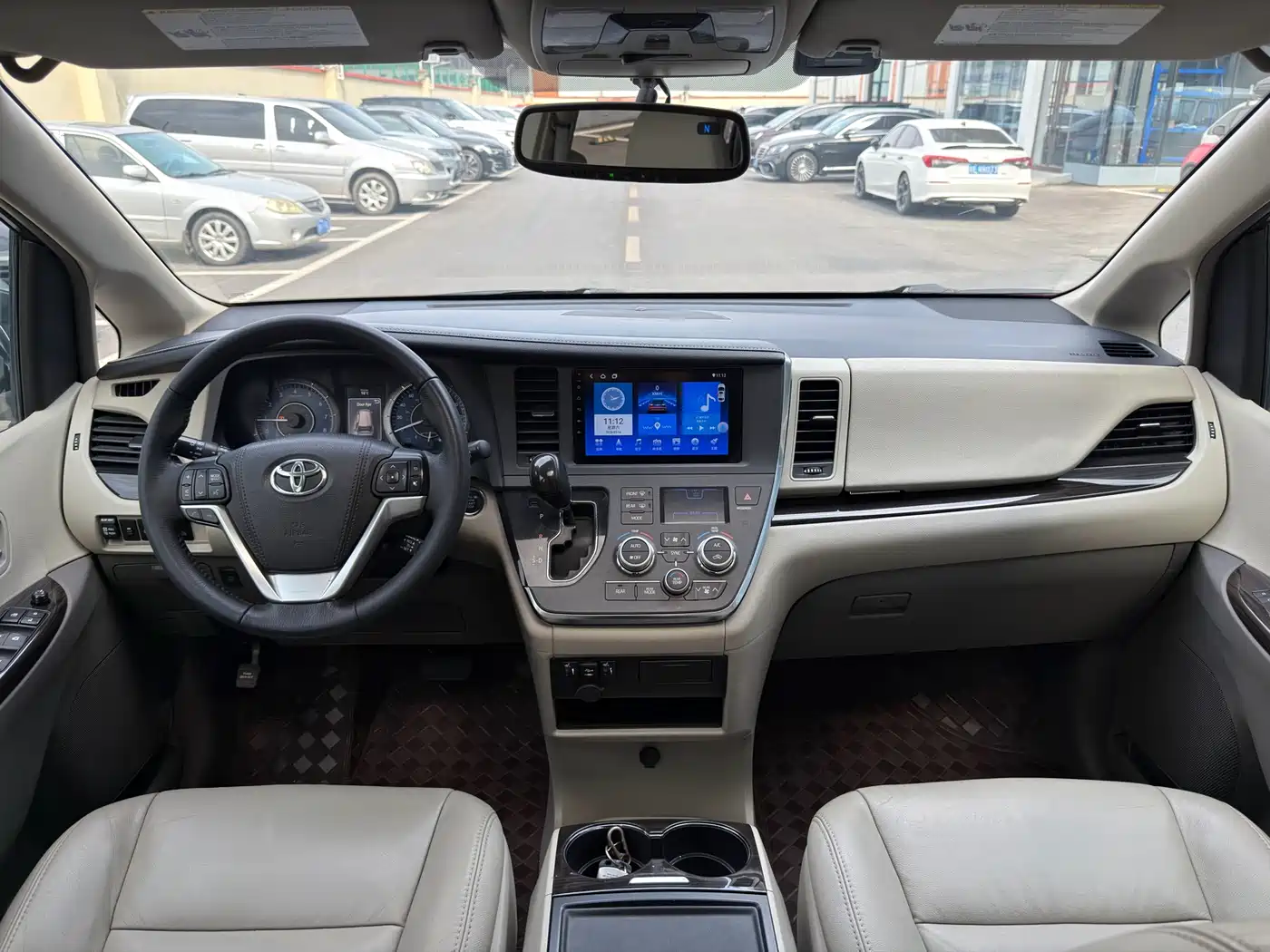 Toyota Sienna 2015 3.5L 2WD L фото 7