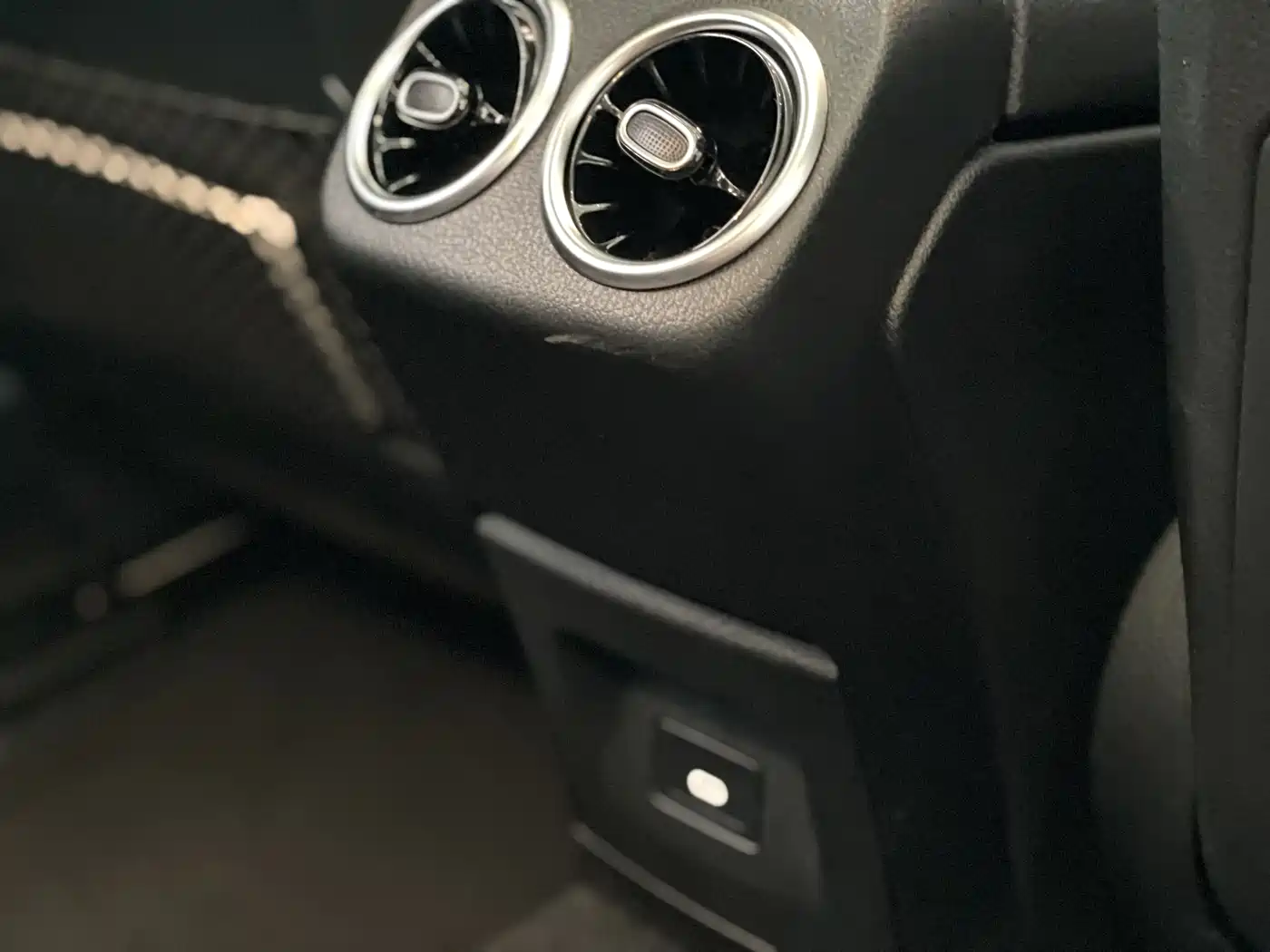 Mercedes-Benz A-Class 2023 A 200 L Dynamic фото 22