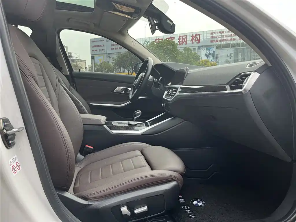 BMW 3 Series 2020 325Li M Sport Package фото 30