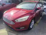 Фото 2 - Ford Focus