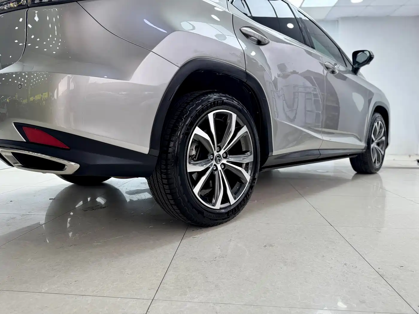 Lexus RX 2020 300 4WD Elegance Edition China VI фото 21